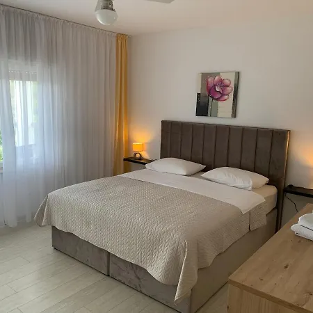 Guest house The48