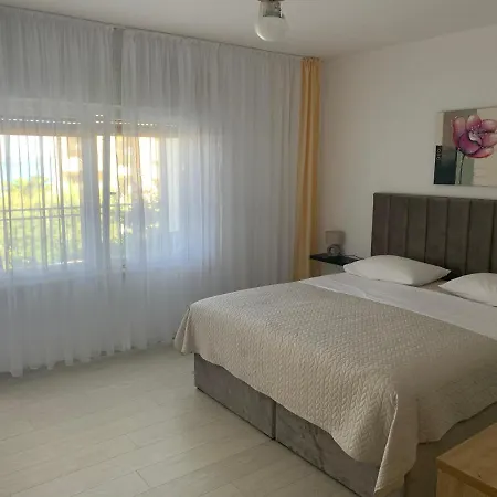 The48 Guest house