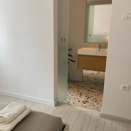Guest house The48 *